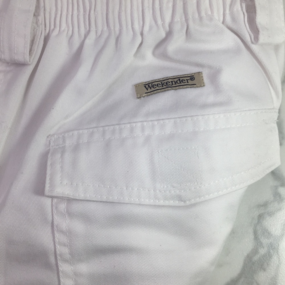 Weekender | Short - Picture 5 of 6